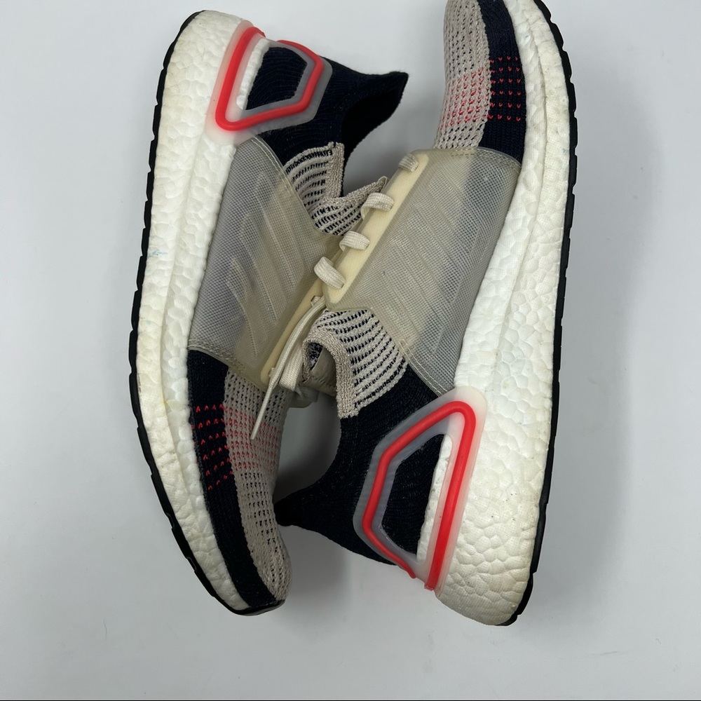 Adidas Ultraboost 19 men size 10
Decode Running Clear Brown / White - Picture 8 of 14